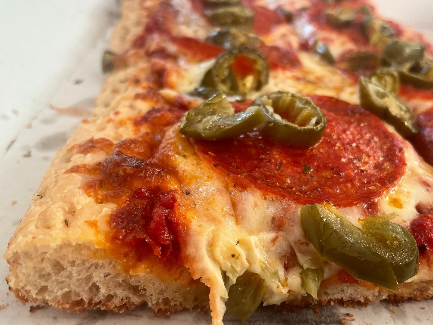 Side profile of the pizza crust at Adriatico’s