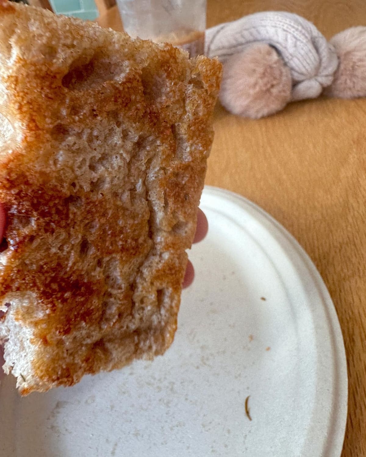 Side profile of the pizza crust at Brown Bear Bakery