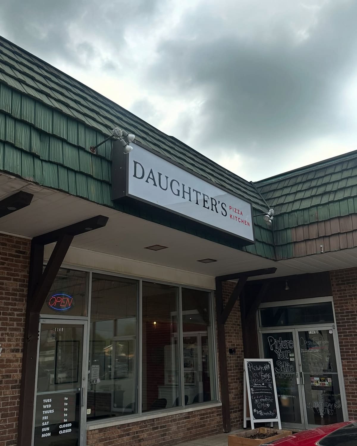 Restaurant exterior at Daughter’s Pizza