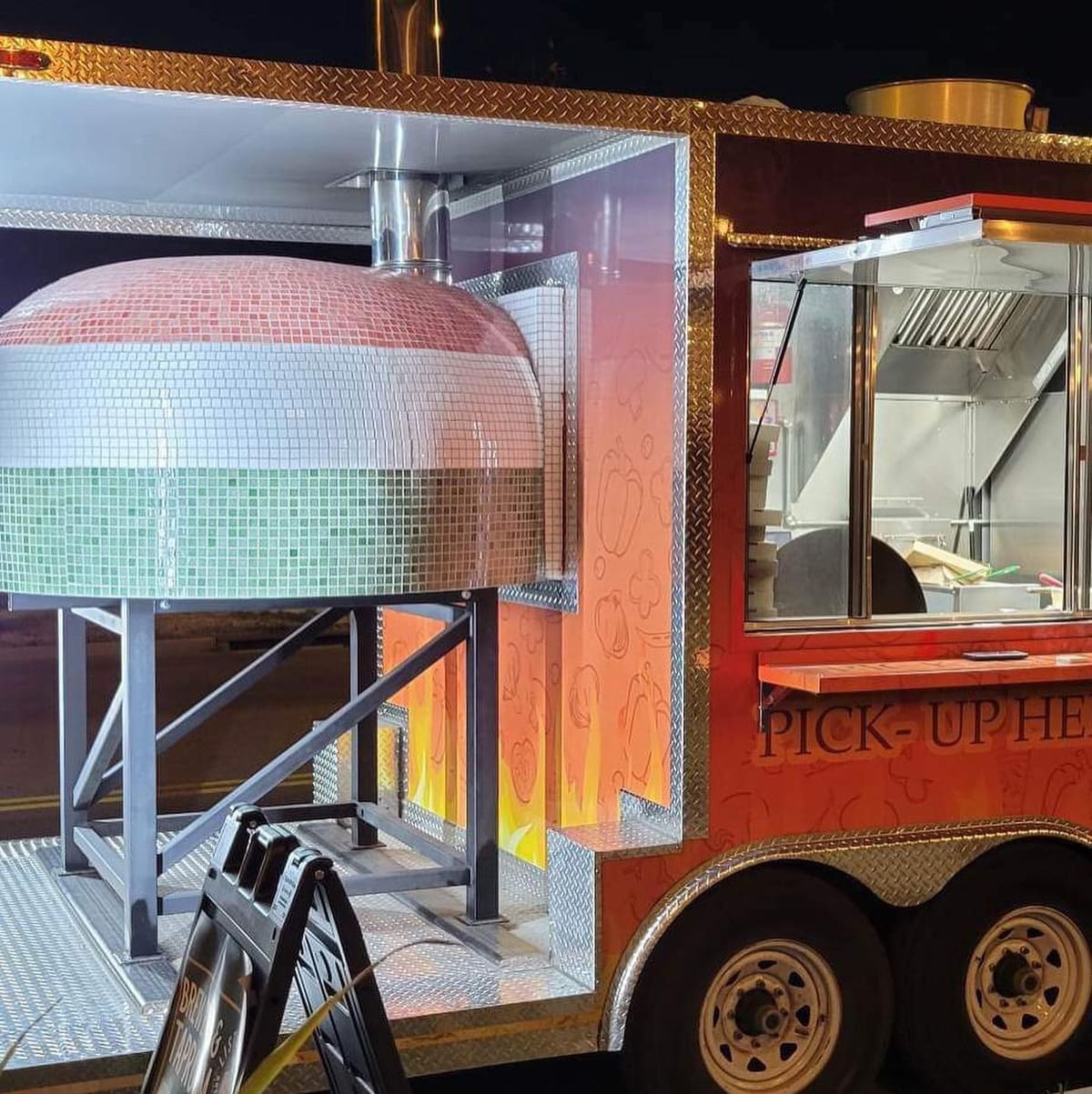 Restaurant exterior at Fire Up Pizza