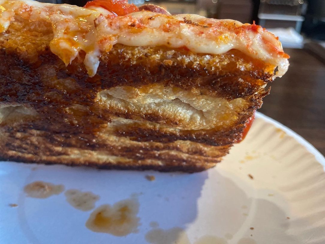 Side profile of the pizza crust at Good Pie