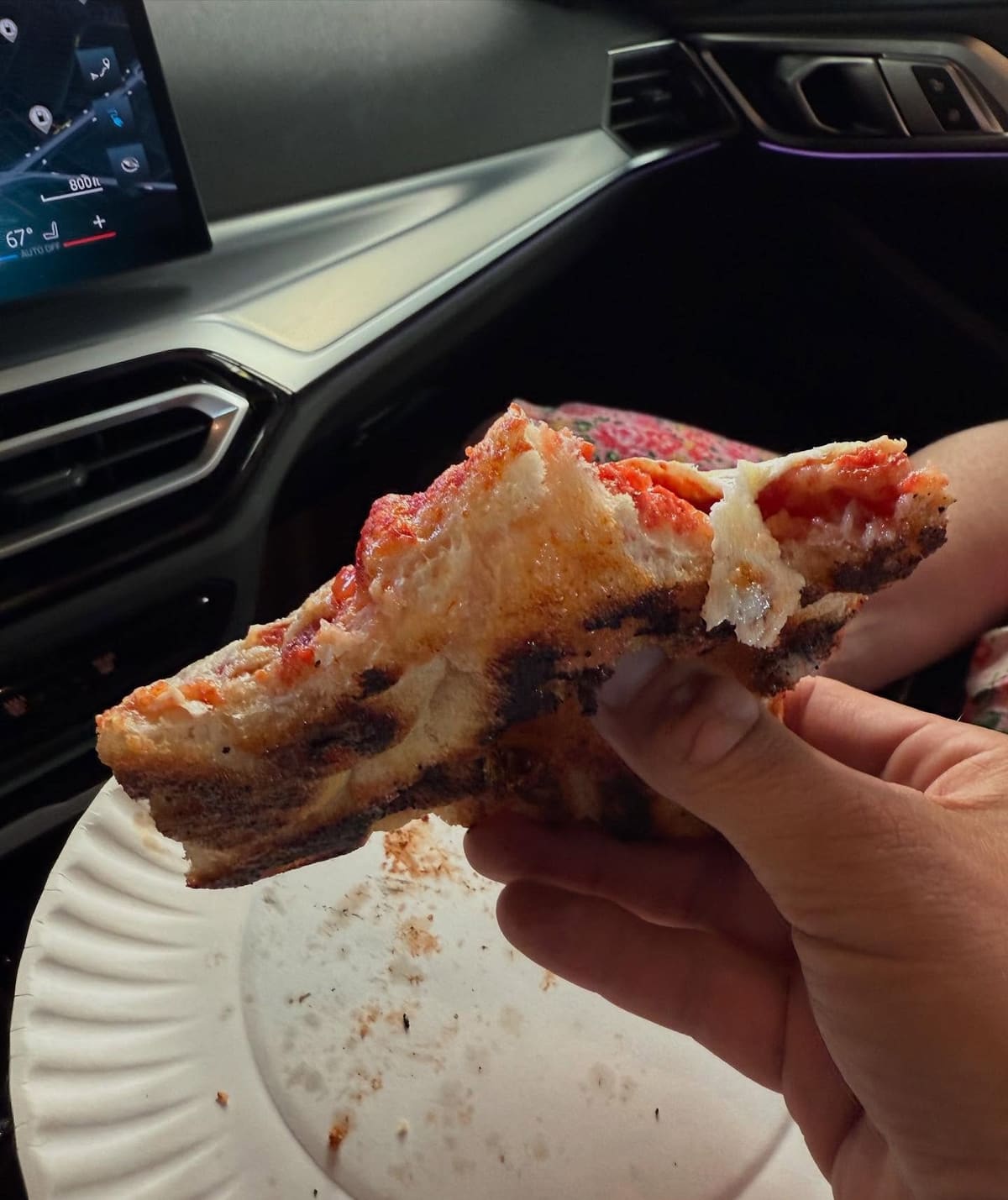Side profile of the pizza crust at Rosario’s Pizza in Astoria