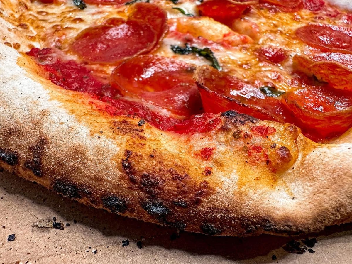 Side profile of the pizza crust at Wildfire Pizza Kitchen