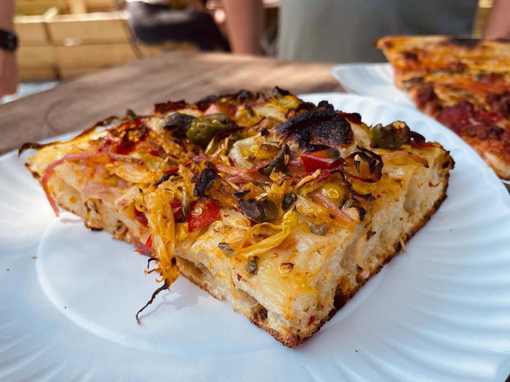 F&F Pizzeria