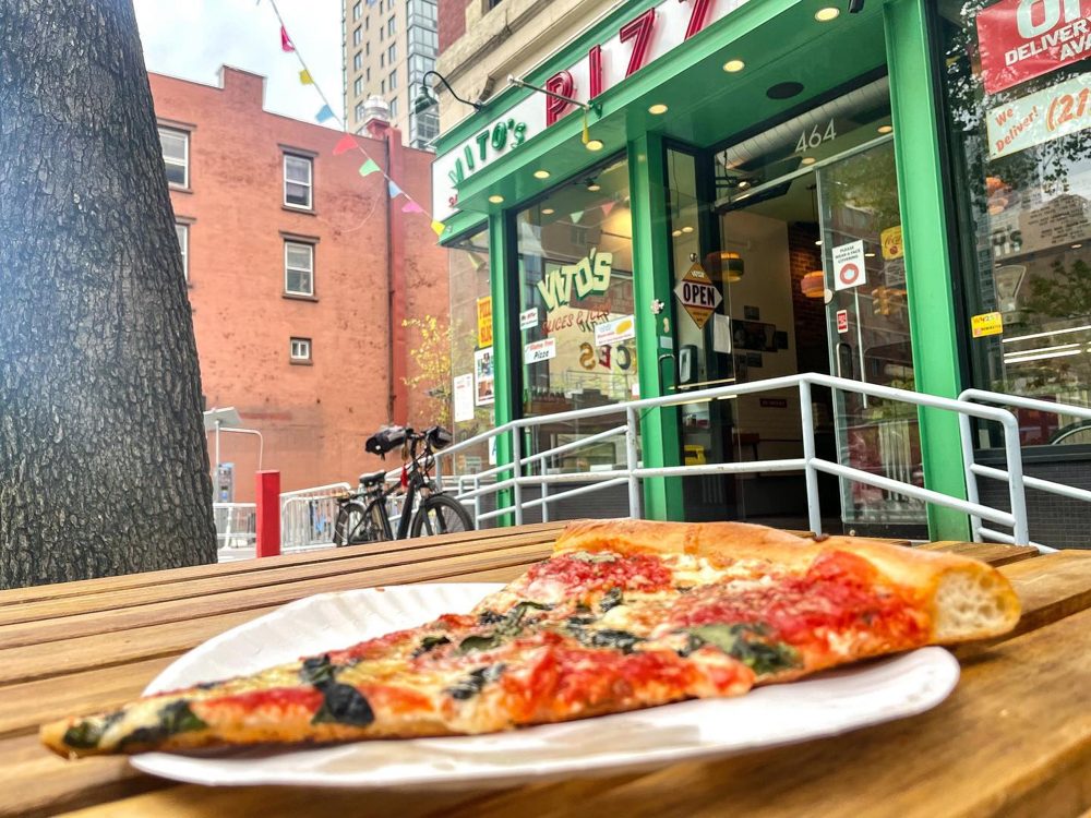 Vito’s Slices & Ices